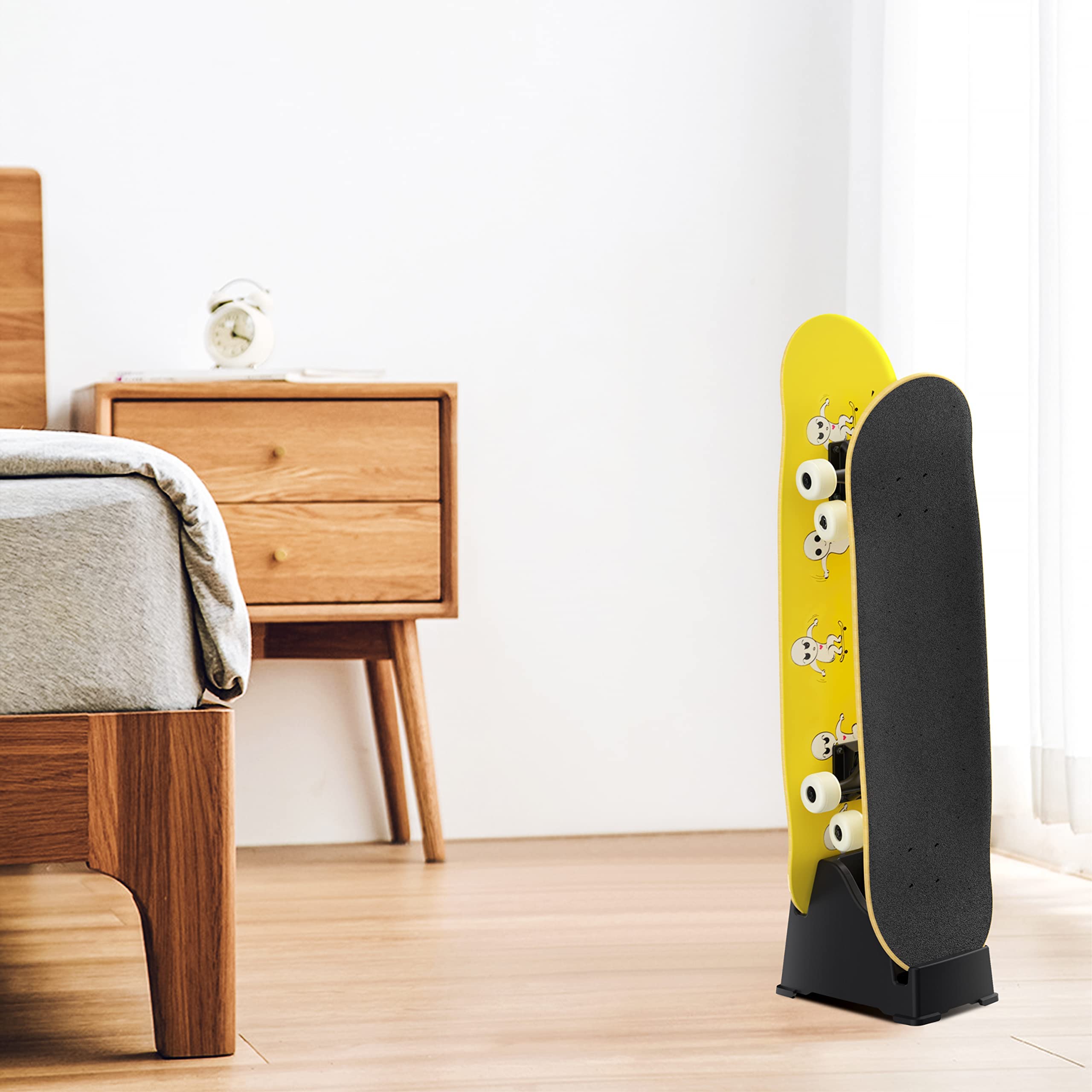 Amazon.co.jp: Hikeen スケボースタンド 収納スケボーラック スケボー